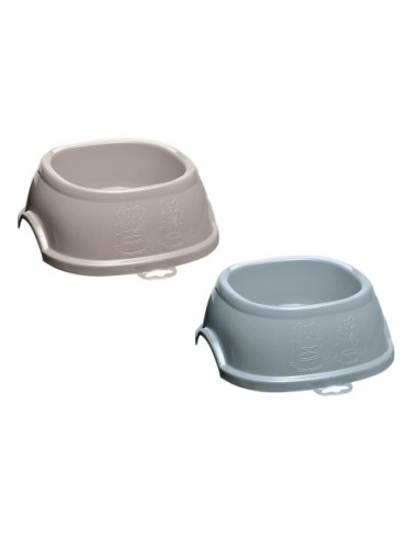 Plastic bowl