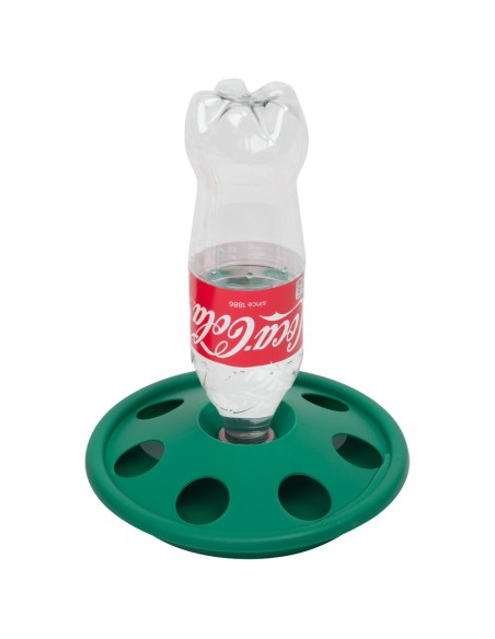 Chick drinker with 7 holes for soda bottle 0.5-1L green