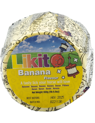 Licking stones for horses 650g - banana